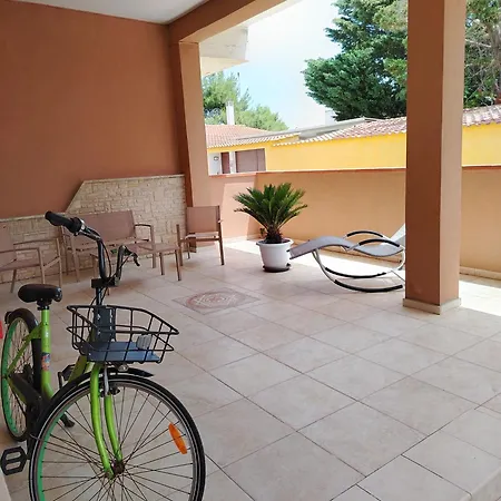 דירה Casalabate Apartment קסלבטה